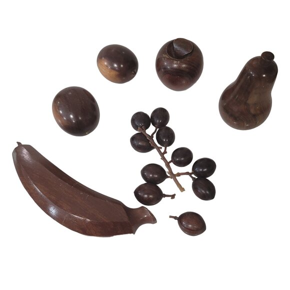 Vintage Hand-Carved Wooden Fruit Set - Banana Grapes Pear Apple - Picture 3 of 13